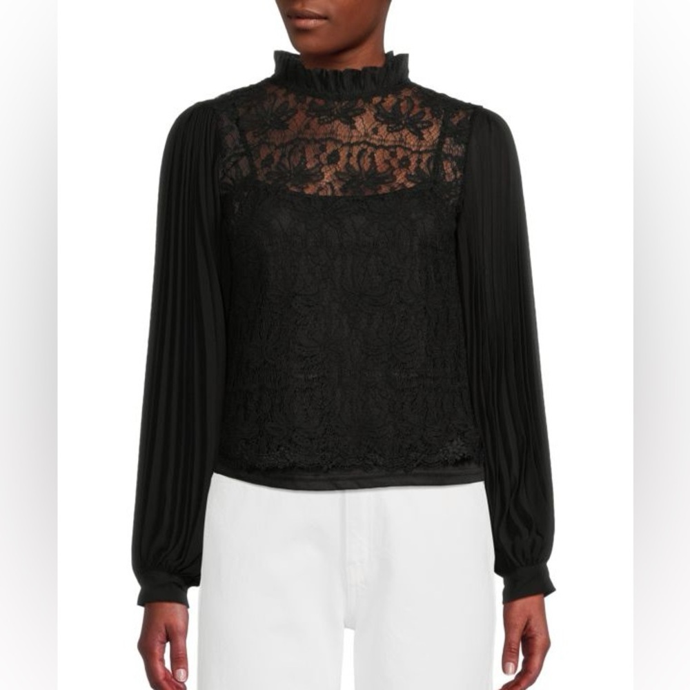 GRACIA
Pleated sheer Sleeve Lace Blouse